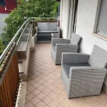 アパート Living Rencio: Vicino Al Centro Di ボルツァーノ