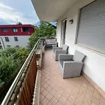 Living Rencio: Vicino Al Centro Di Appartement *