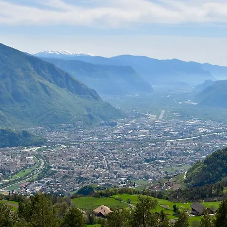 アパート Living Rencio: Vicino Al Centro Di ボルツァーノ