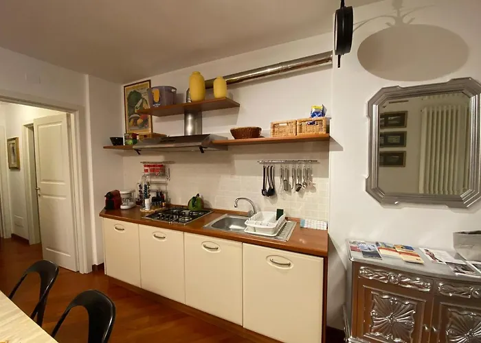 아파트 Living Rencio: Vicino Al Centro Di